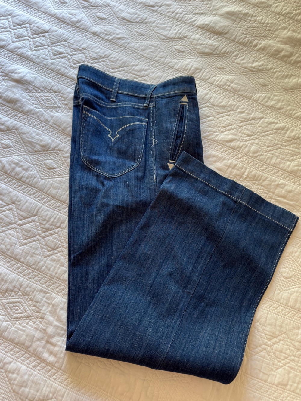 Ariat Dark Blue Ultra High-Rise Wide Leg Jeans. 30R PERFECT Condition.